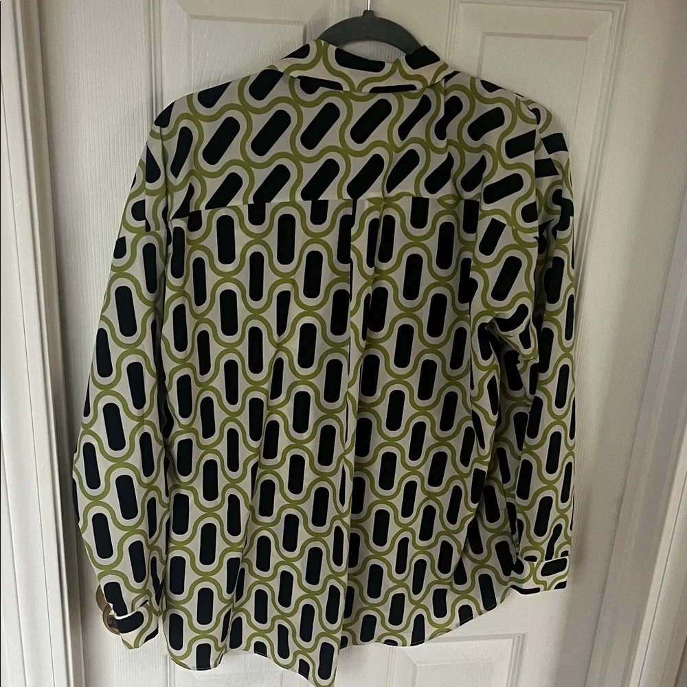 Zara Black and Green Patterned Blouse - Picture 3 of 3